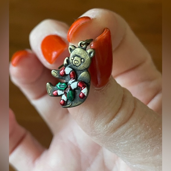 Vintage Christmas Teddy Bear Dangle Earrings. Hook Closure. Hand painted Brass. - Picture 4 of 5